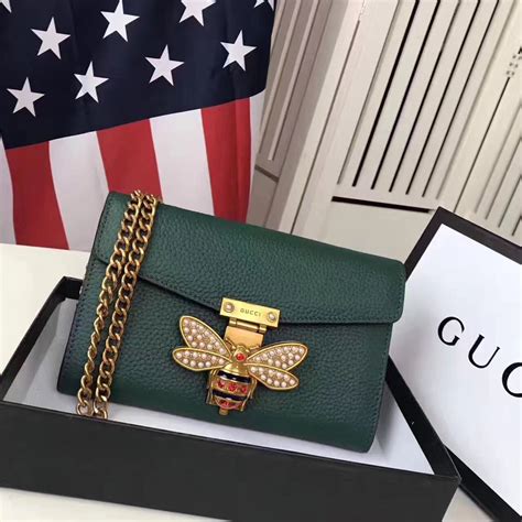 gucci bee chain